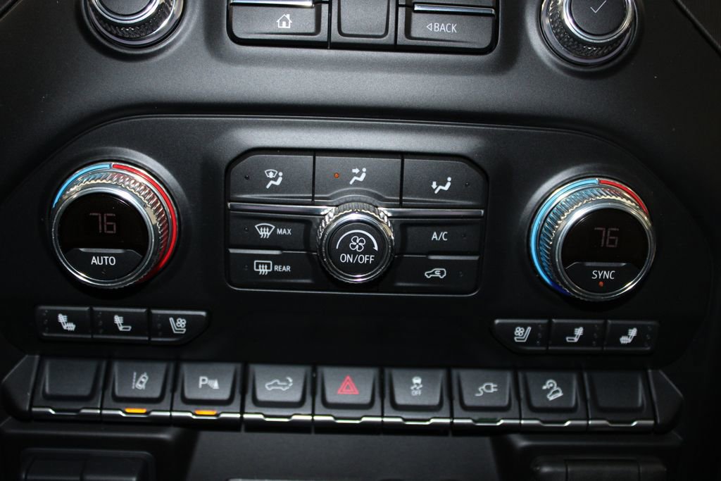 Used 2022 GMC Sierra 2500 AT4 w/ AT4 Preferred Package AWD/4WD image 47