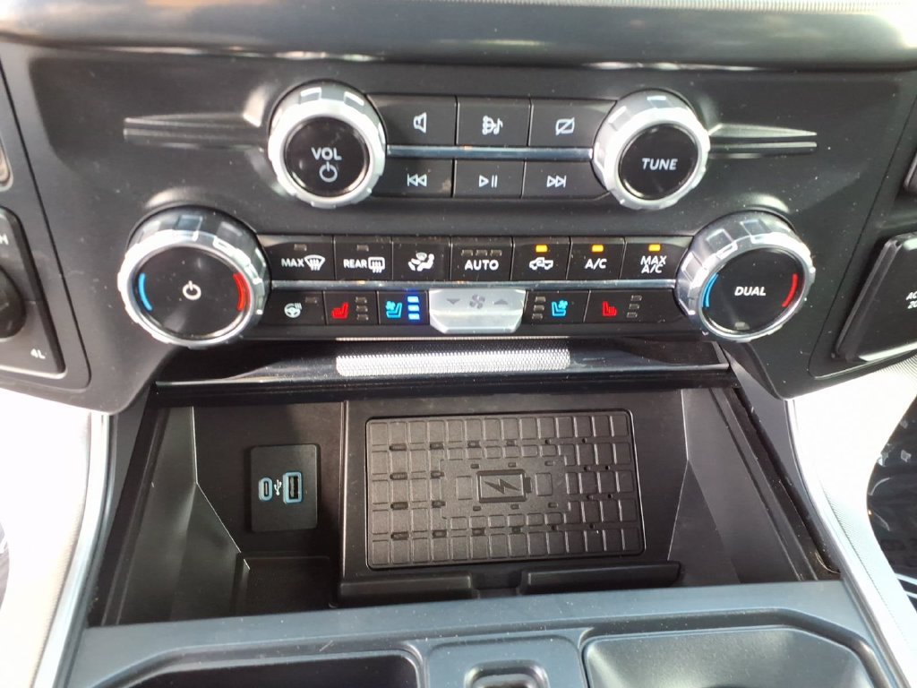 Used 2024 Ford F150 Platinum AWD/4WD image 30