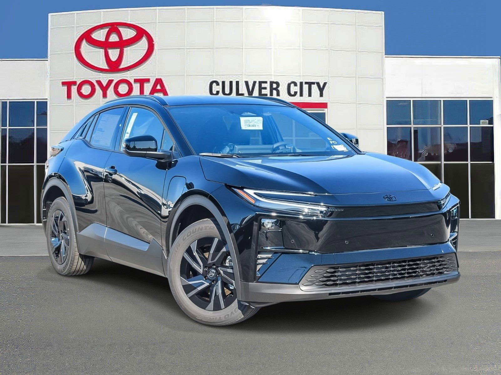New 2026 Toyota C-HR AWD/4WD image 1