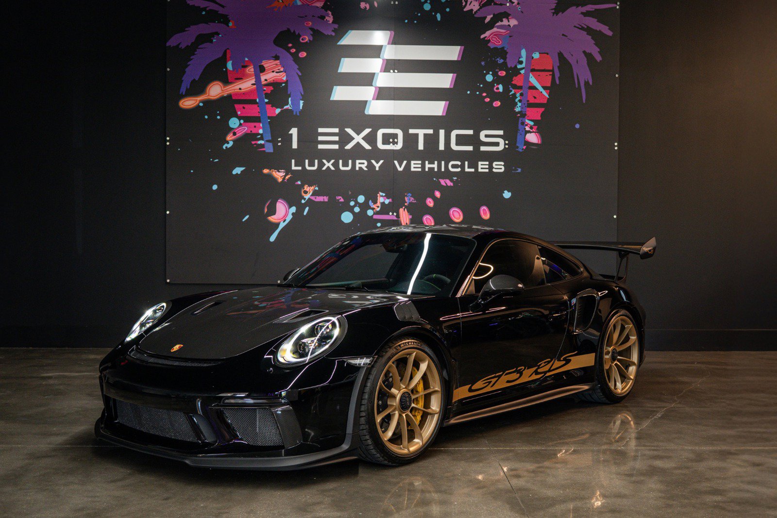 Used 2019 Porsche 911 GT3 RS w/ Weissach Package RWD image 1