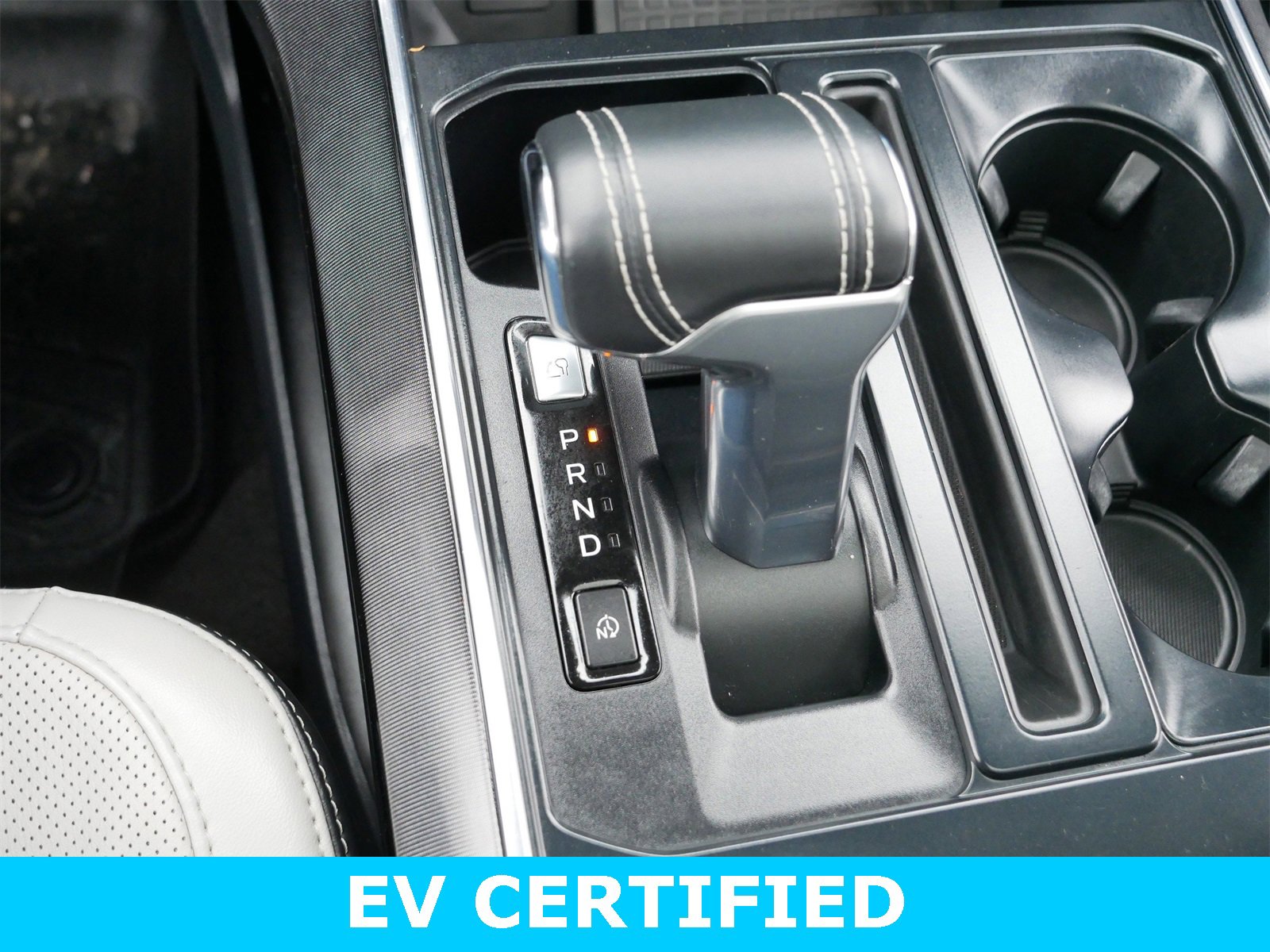 Certified 2022 Ford F150 Lightning Platinum image 24