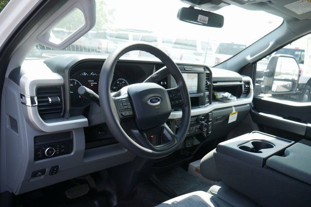 New 2025 Ford F450 XLT w/ XLT Value Package image 12