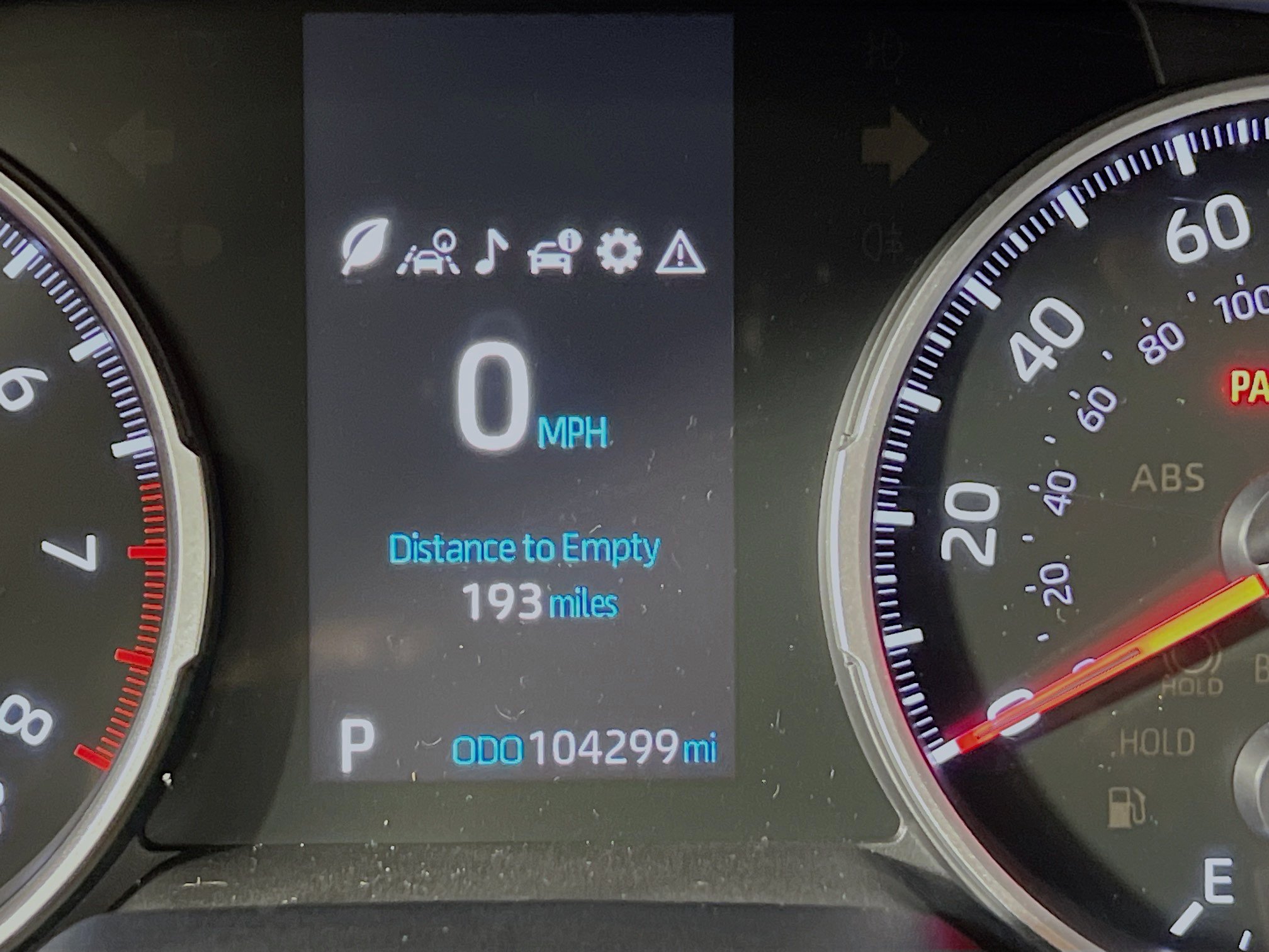 Used 2019 Toyota RAV4 XLE w/ Convenience Package FWD image 22