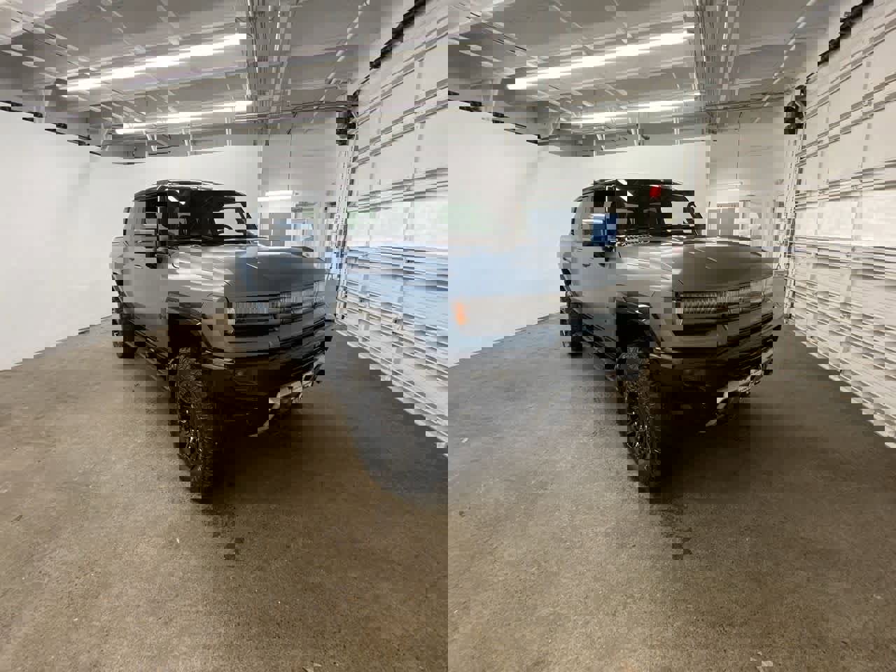 Used 2024 GMC Hummer EV 3X w/ Omega Edition image 8