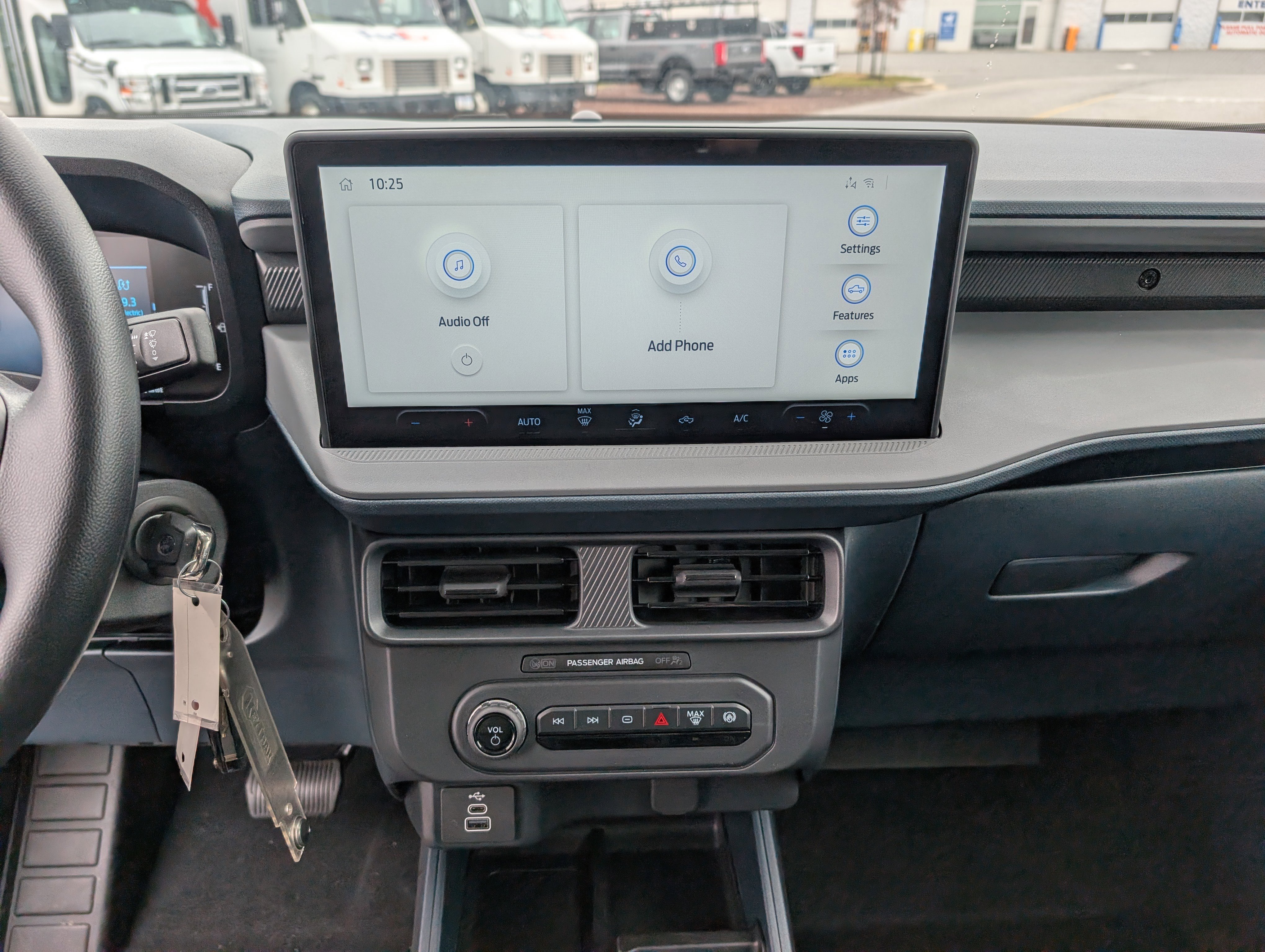 New 2025 Ford Maverick XL w/ Equipment Group 101A image 13