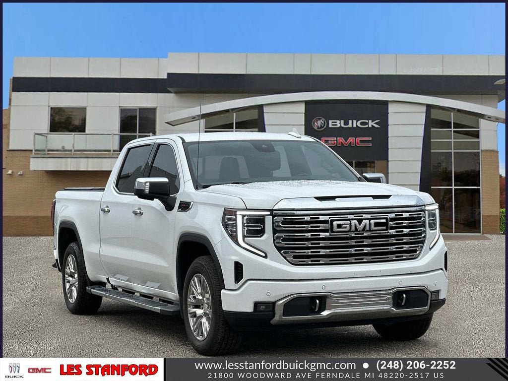 Used 2023 GMC Sierra 1500 Denali w/ Technology Package AWD/4WD image 8