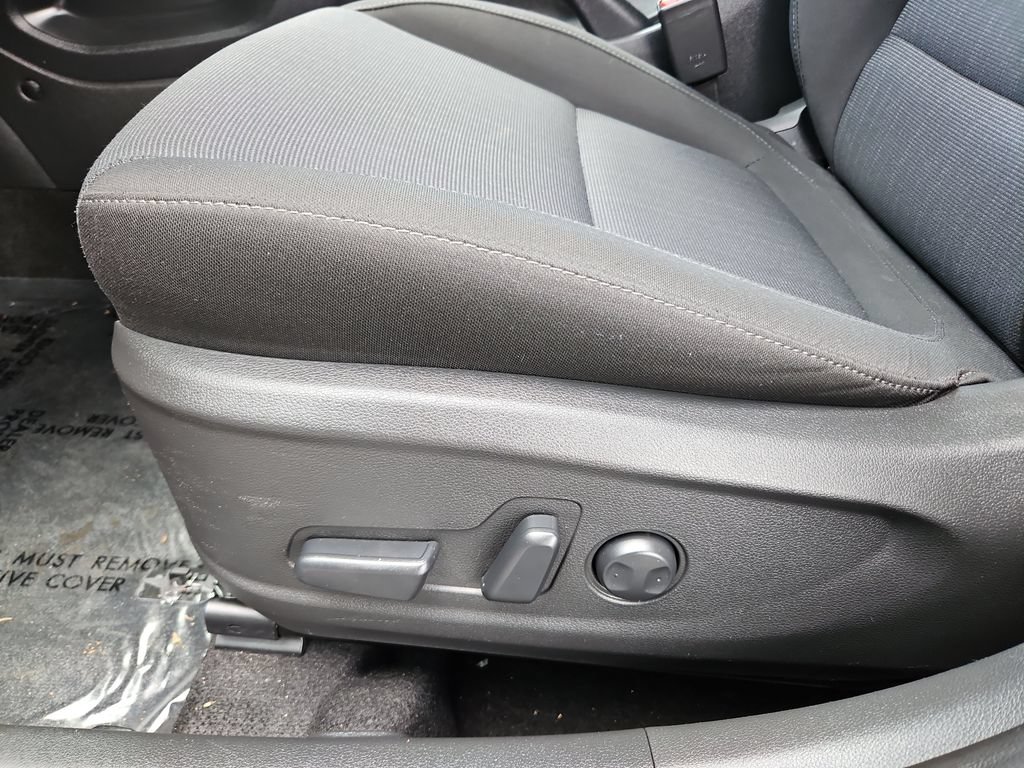 Used 2023 Hyundai Kona SEL w/ Cargo Package AWD/4WD image 21