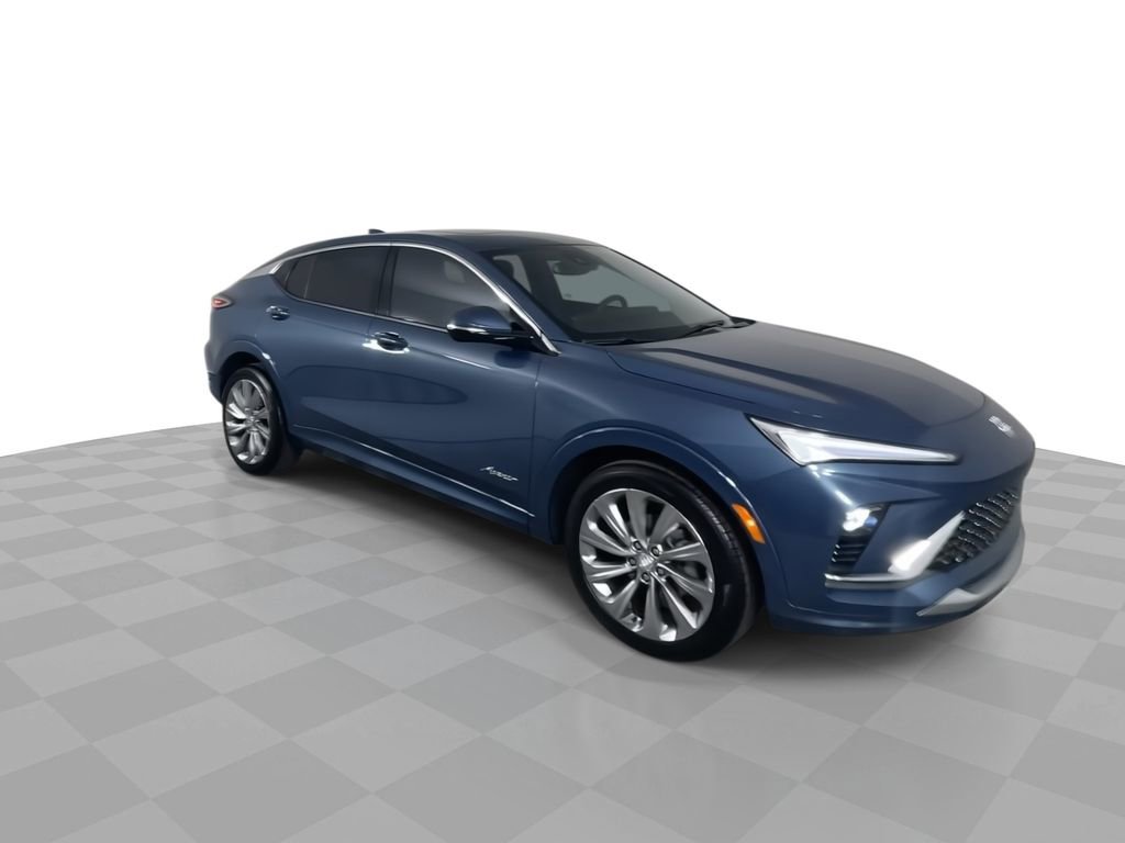 Used 2025 Buick Envista Avenir image 2