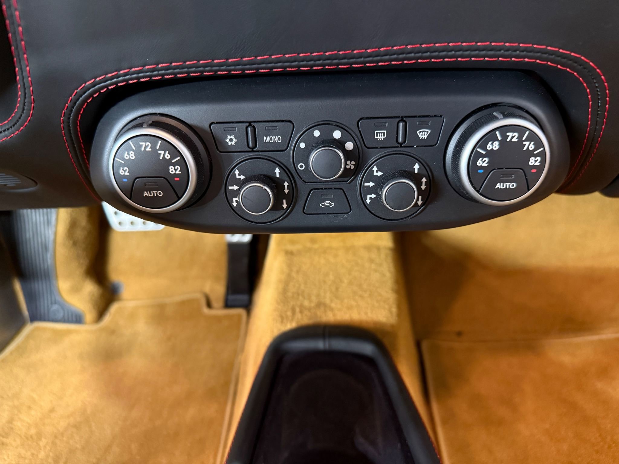 Used 2011 Ferrari 458 Italia Coupe image 93