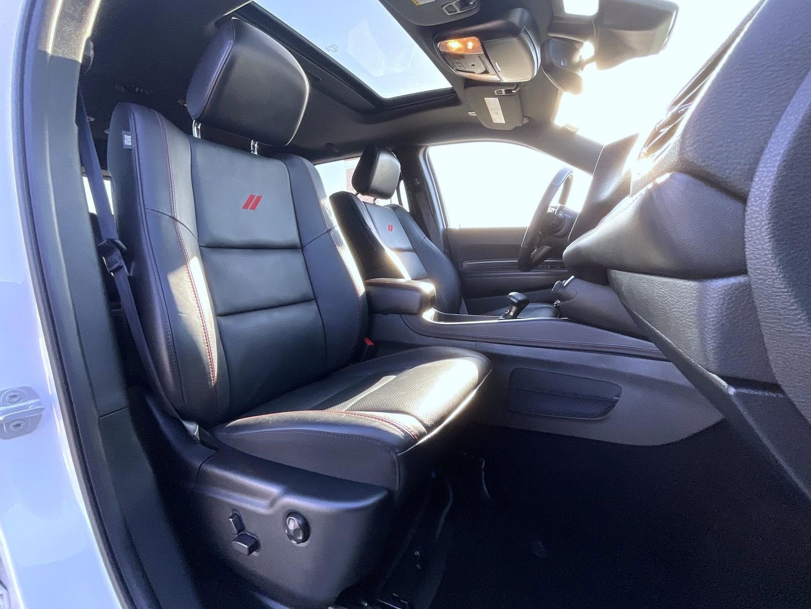 Used 2025 Dodge Durango GT AWD/4WD image 16