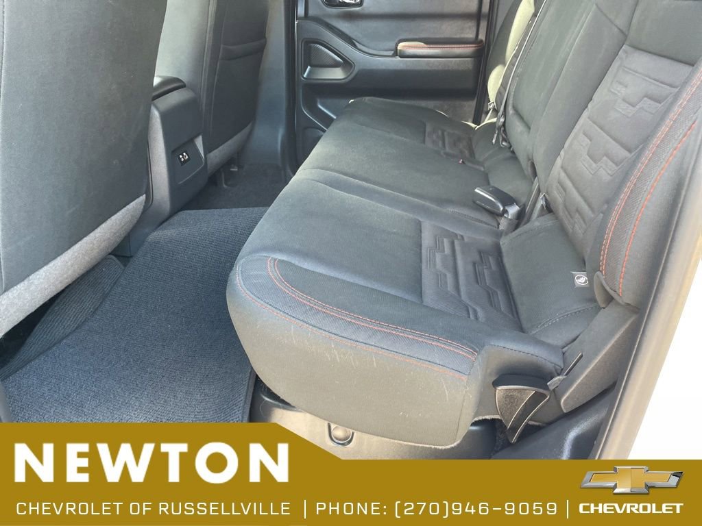 Used 2025 Nissan Frontier PRO-4X AWD/4WD image 40