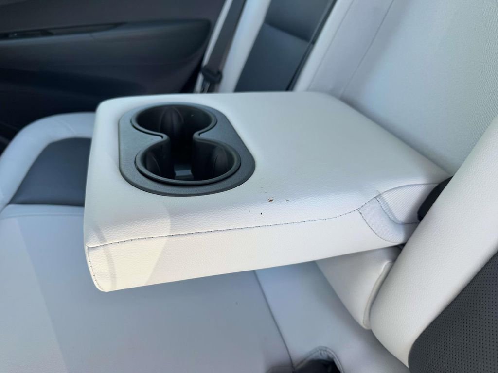 Used 2020 Chevrolet Bolt Premier w/ Infotainment Package FWD image 14