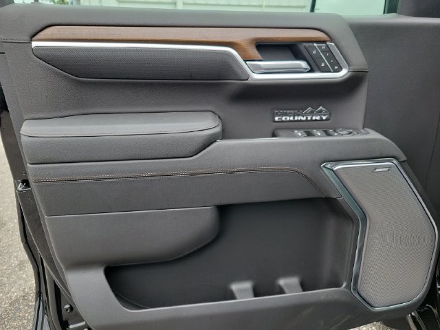 New 2026 Chevrolet Silverado 1500 High Country w/ Midnight Edition RWD image 19