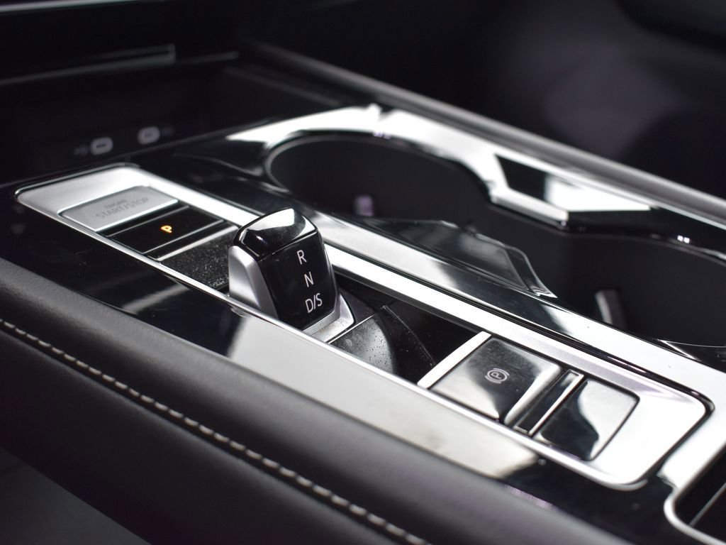 Used 2024 Volkswagen Atlas Cross Sport SE image 24