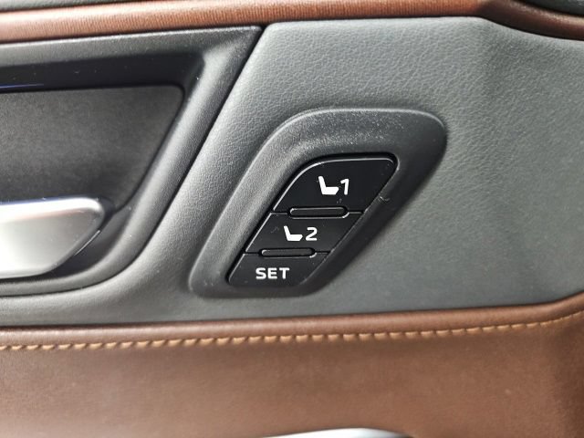 Certified 2021 Toyota Venza Limited w/ Advanced Technology Package AWD/4WD image 14