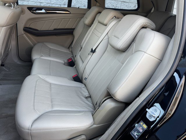 Used 2016 Mercedes-Benz GL 450 4MATIC image 7