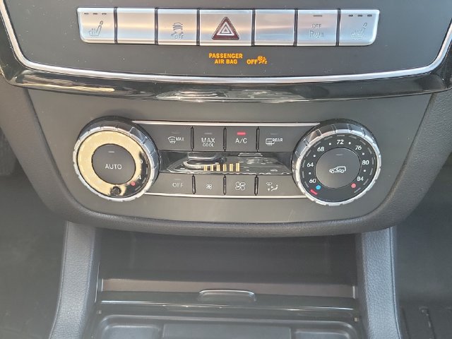Used 2018 Mercedes-Benz GLE 350 4MATIC image 36