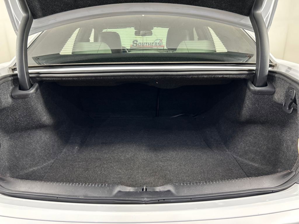 Used 2019 Chrysler 300 S image 19