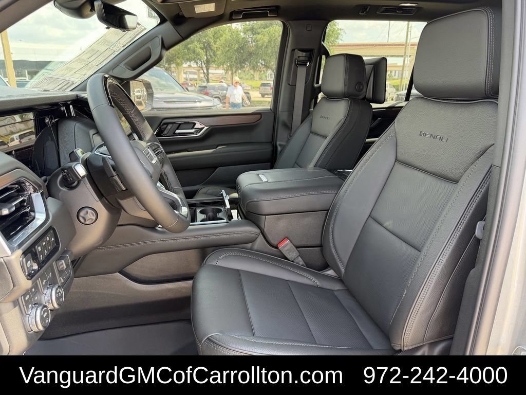 New 2026 GMC Yukon Denali w/ Denali Reserve Package AWD/4WD image 23