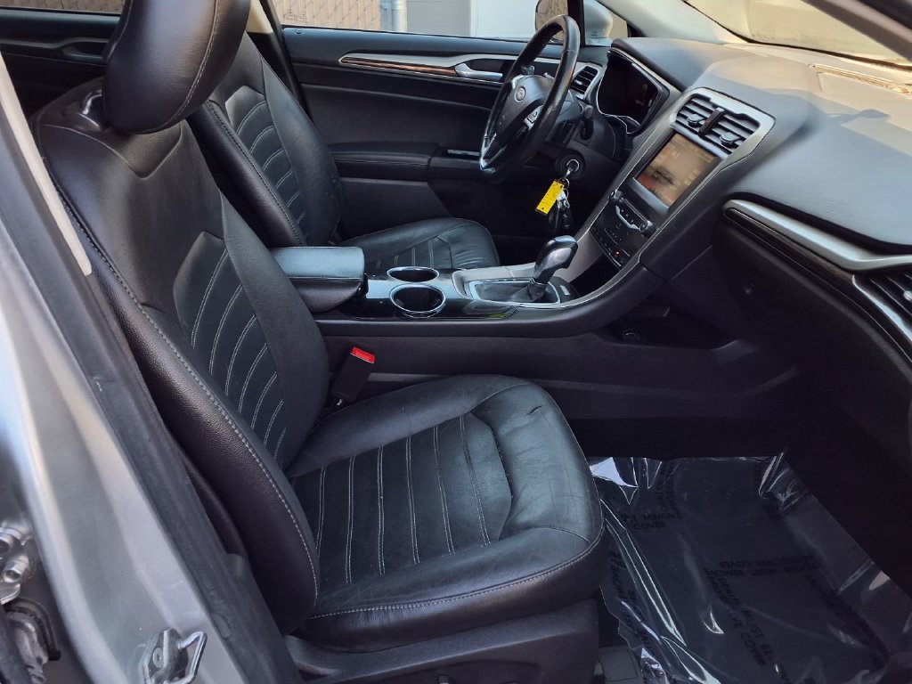 Used 2013 Ford Fusion SE FWD image 36