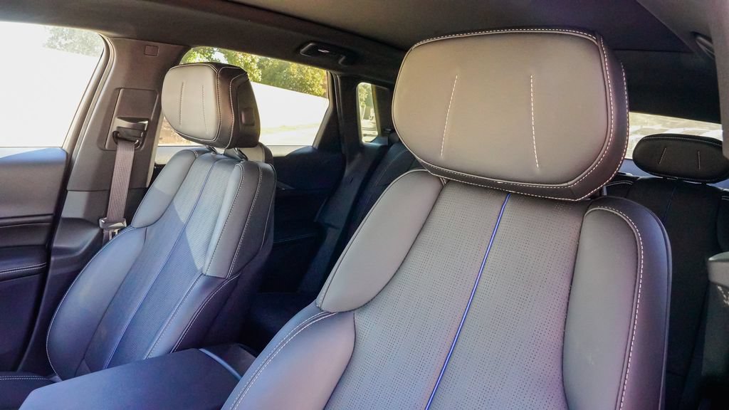 Certified 2024 Cadillac Lyriq Luxury RWD image 14