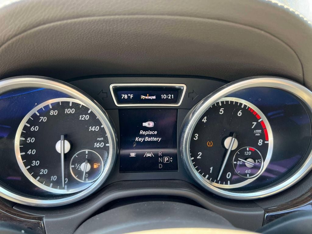 Used 2013 Mercedes-Benz GL 450 4MATIC image 35