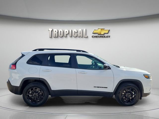 Used 2023 Jeep Cherokee Altitude Lux image 6