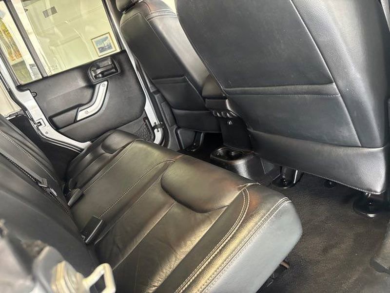 Used 2014 Jeep Wrangler Unlimited Sahara w/ Dual Top Group image 12