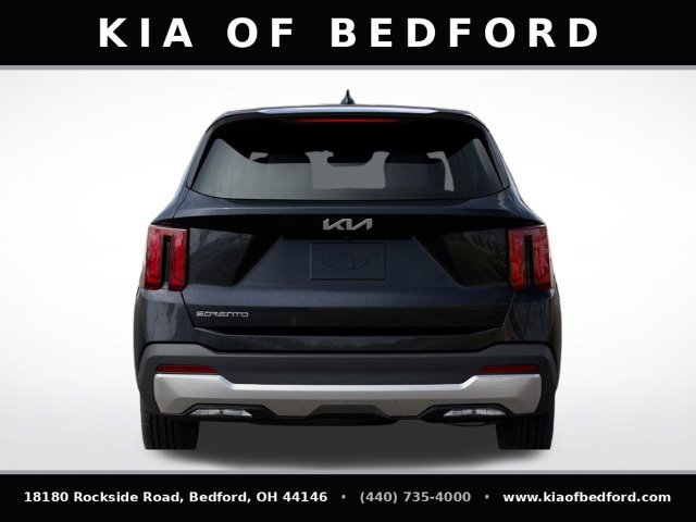 Used 2025 Kia Sorento LX FWD image 16