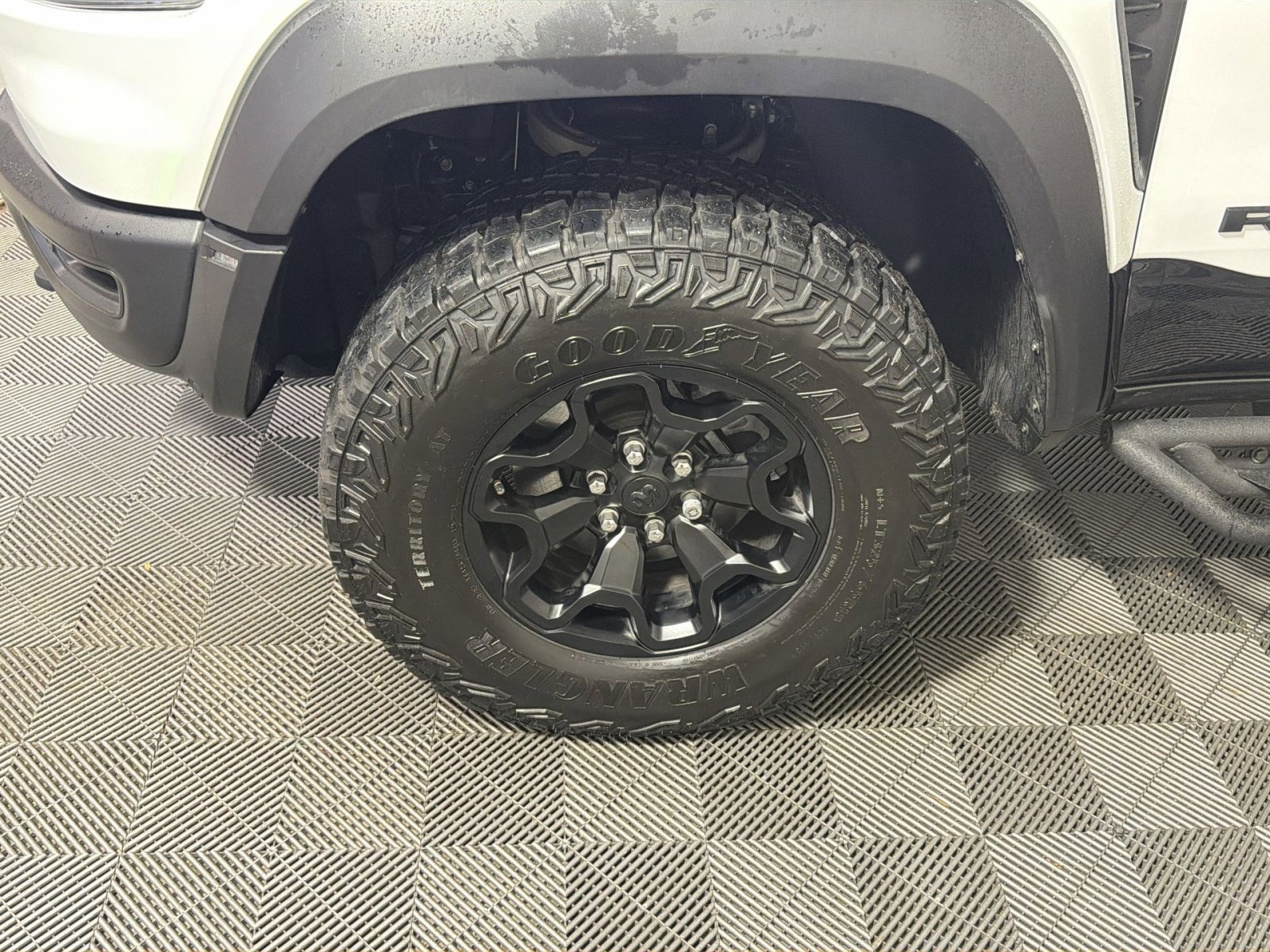 Used 2025 RAM 1500 RHO image 12