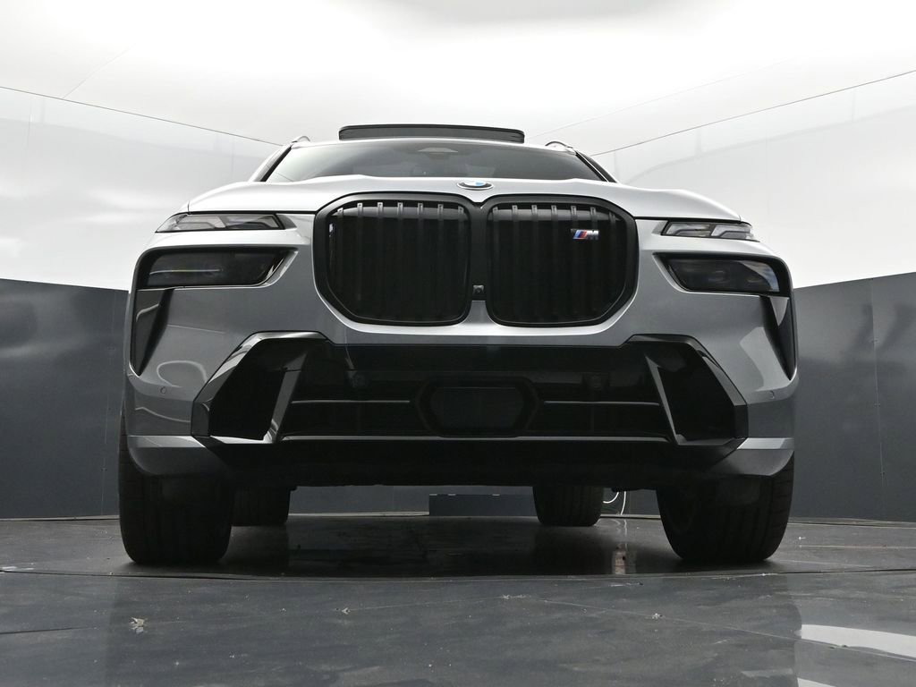 Used 2025 BMW X7 M60i w/ Executive Package AWD/4WD image 45
