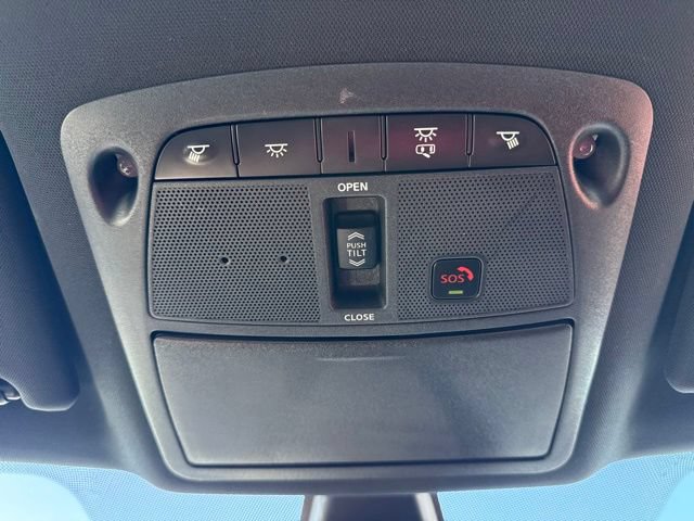 Used 2023 Nissan Maxima SR w/ Sport Mat Group FWD image 19