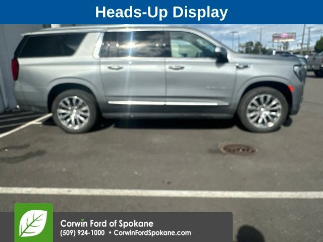 Used 2023 GMC Yukon XL Denali w/ Advanced Technology Package AWD/4WD image 7