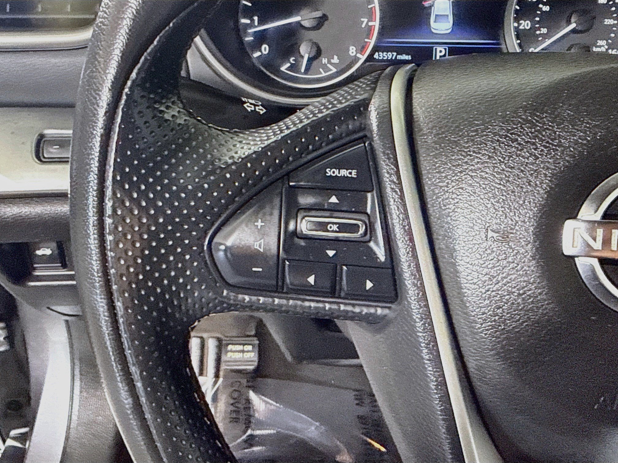 Used 2023 Nissan Maxima SV w/ Floor Mat Group FWD image 14