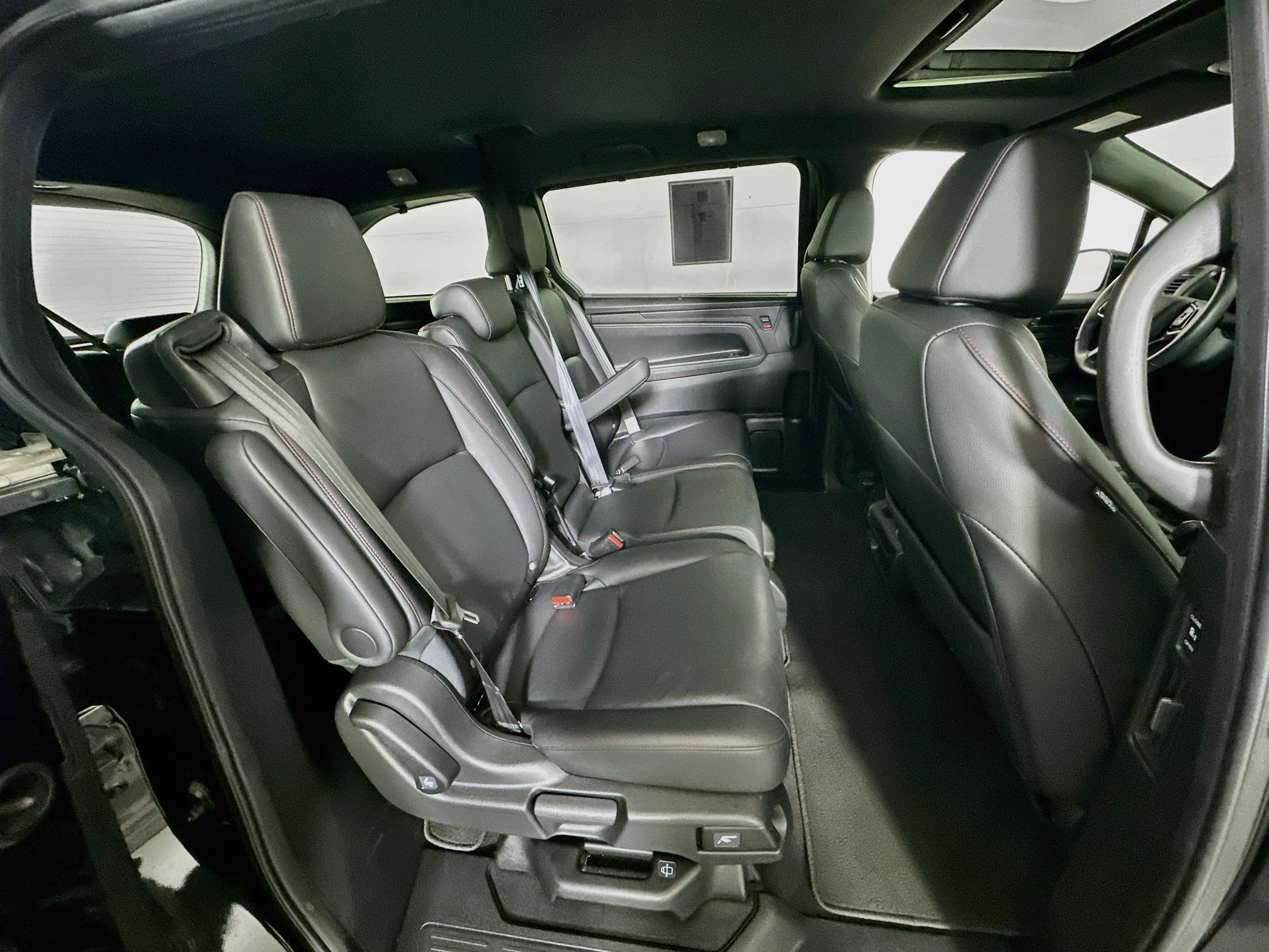Used 2026 Honda Odyssey Sport-L image 30