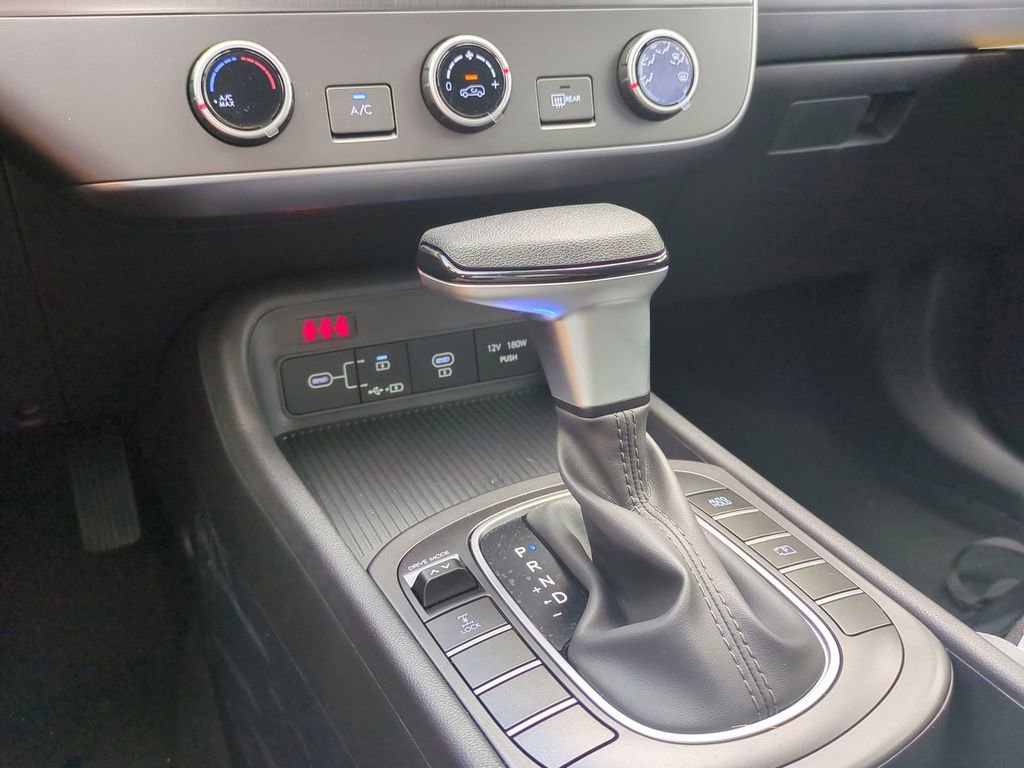 New 2026 Hyundai Kona SE image 21