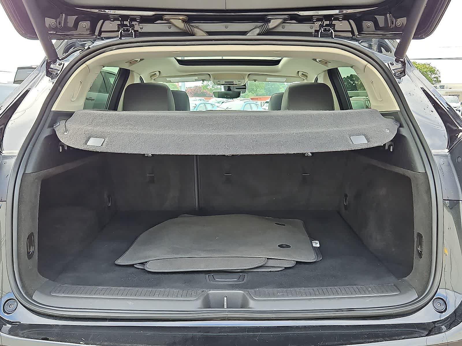 Used 2022 Buick Envision Essence w/ Technology Package II FWD image 33