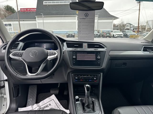 Certified 2023 Volkswagen Tiguan SE w/ Panoramic Sunroof Package image 16