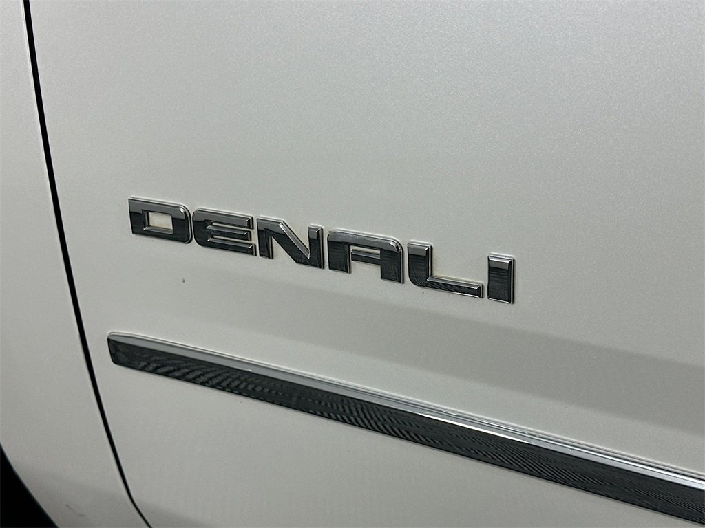 Used 2017 GMC Yukon Denali w/ Open Road Package image 29