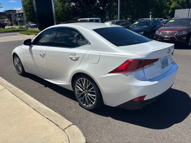 Used 2017 Lexus IS 200t RWD image 4