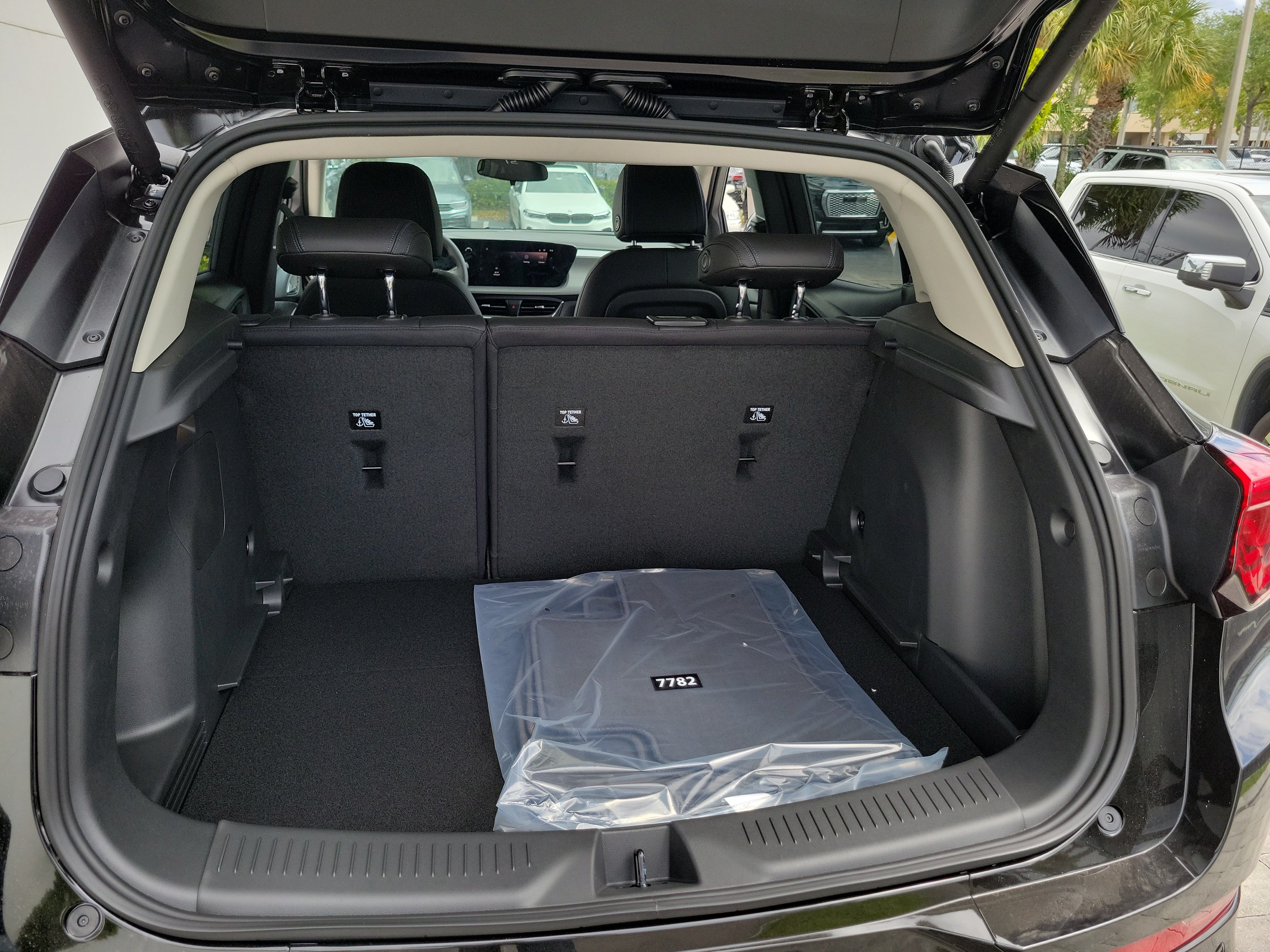 New 2026 Buick Encore GX Sport Touring w/ Advanced Technology Package FWD image 8