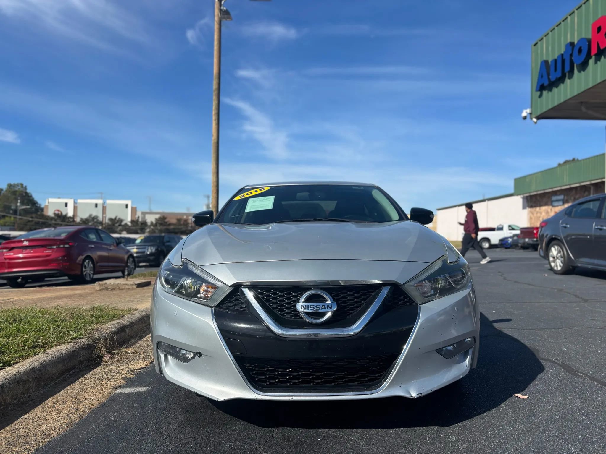 Used 2018 Nissan Maxima 3.5 SV image 2