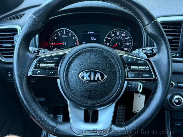 Used 2020 Kia Sportage S image 25