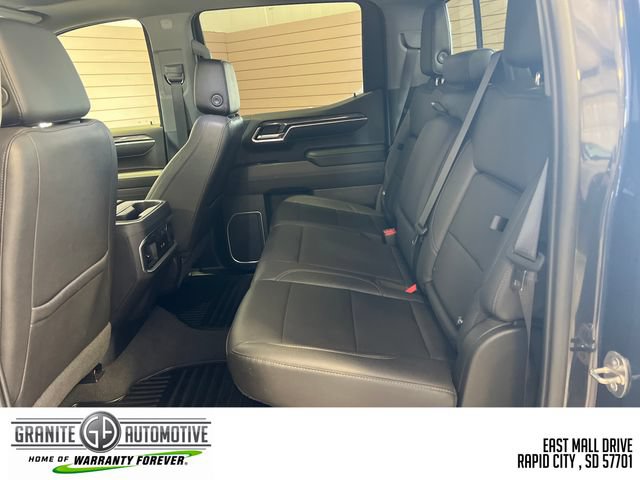 Used 2022 Chevrolet Silverado 1500 LTZ w/ LTZ Premium Package AWD/4WD image 25