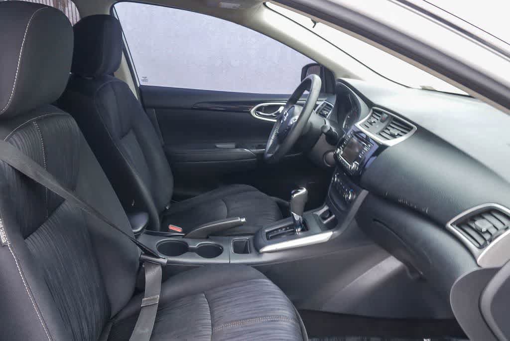 Used 2016 Nissan Sentra SV FWD image 16