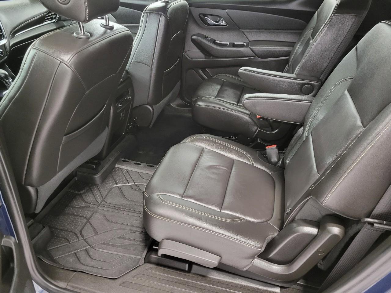 Certified 2023 Chevrolet Traverse LT w/ LPO, Floor Liner Package image 22