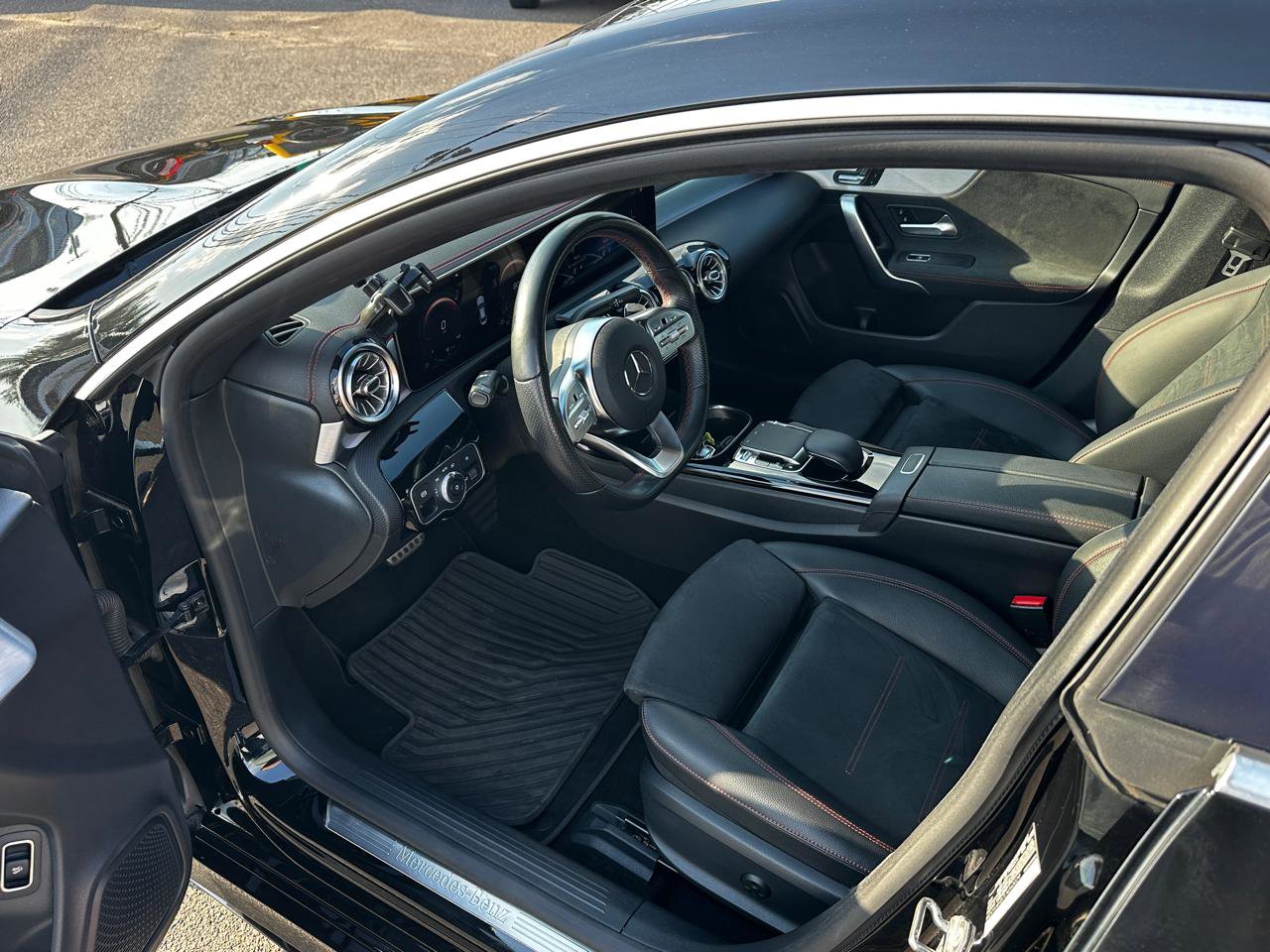 Used 2020 Mercedes-Benz CLA 250 4MATIC image 9