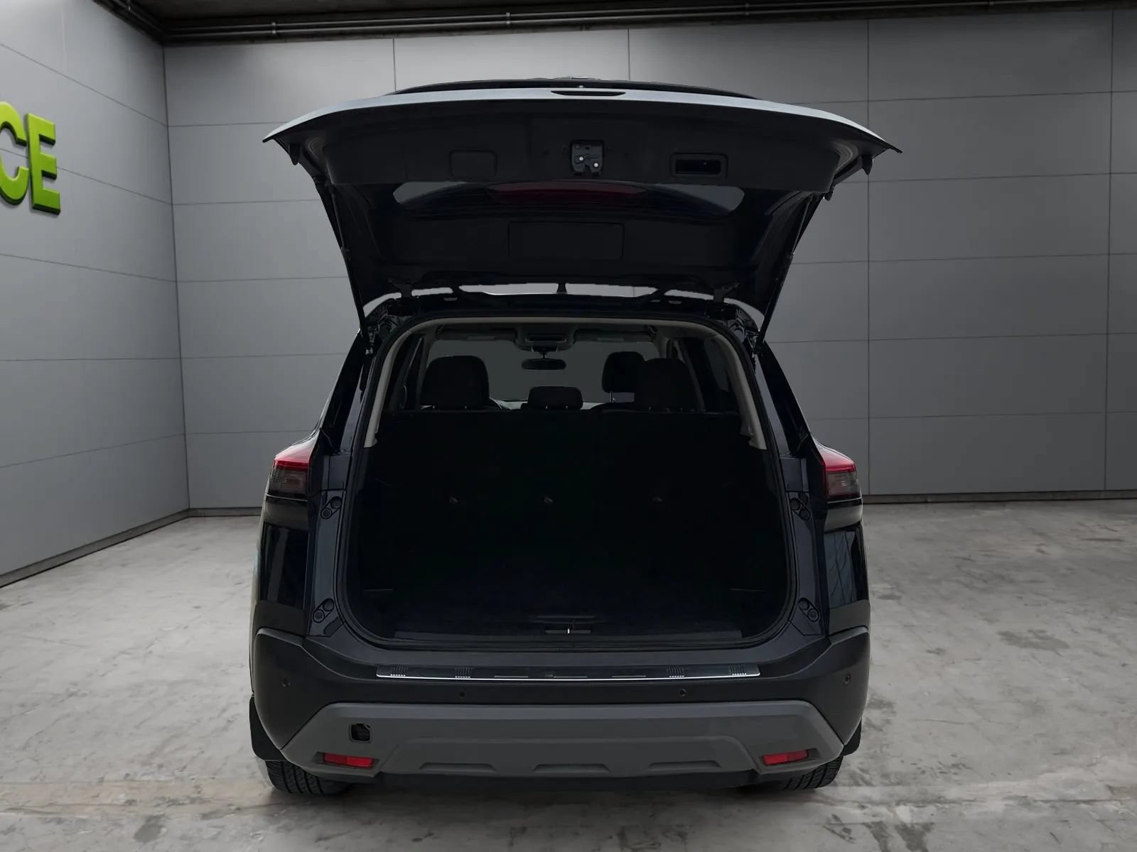 Used 2022 Nissan Rogue SV AWD/4WD image 9
