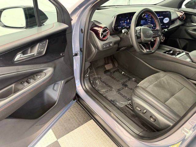 Used 2024 Chevrolet Blazer EV RS AWD/4WD image 31