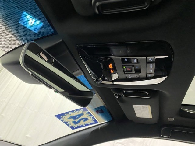 Certified 2024 Toyota Venza Nightshade image 20